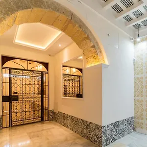  Apartment Entrecatedrales